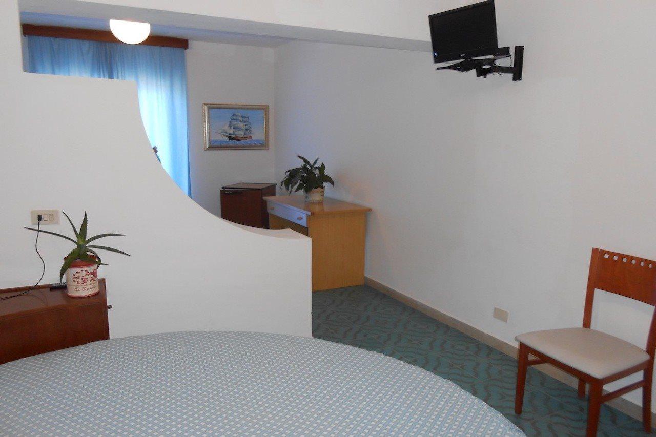 Hotel Vittoria Porto Santo Stefano  Bagian luar foto
