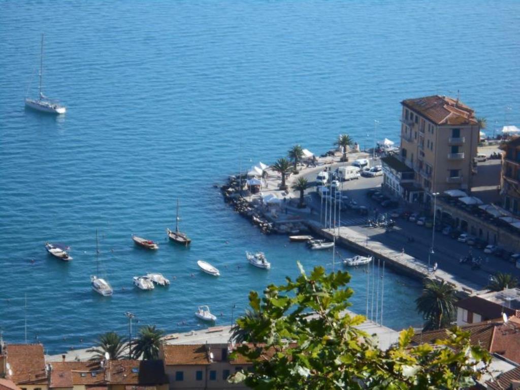 Hotel Vittoria Porto Santo Stefano  Bagian luar foto